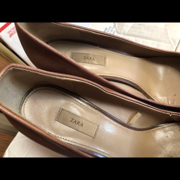 Zara Brown Tan Wedge Shoes Slip On 
Size US 6.5 GUC - Picture 5 of 10